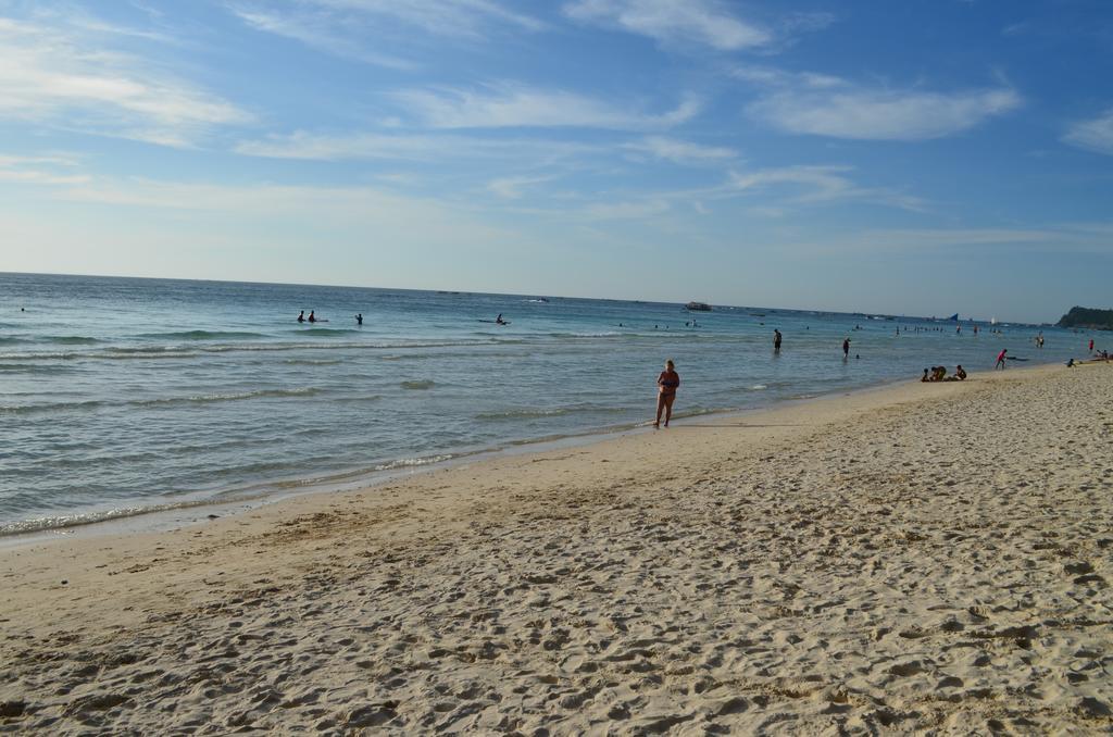 บลู แบมบู โฮเต็ล Hotel Balabag  ภายนอก รูปภาพ