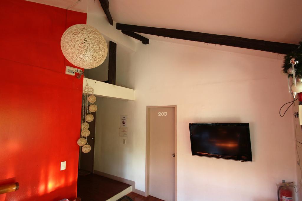 บลู แบมบู โฮเต็ล Hotel Balabag  ภายนอก รูปภาพ