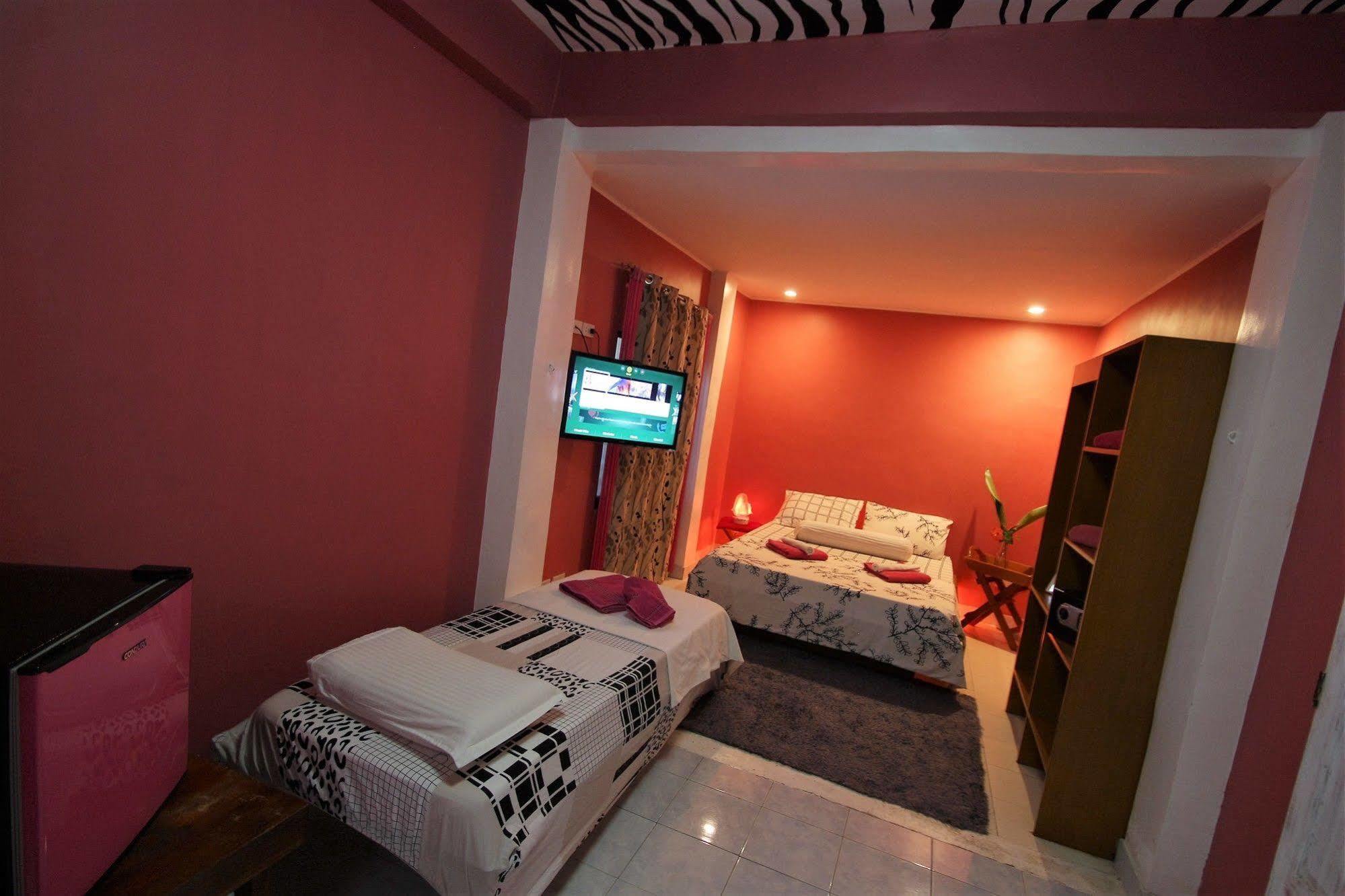 บลู แบมบู โฮเต็ล Hotel Balabag  ภายนอก รูปภาพ